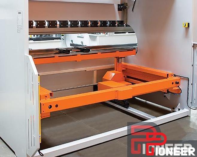 ERMAKSAN FALCON BEND 3760x175TN Press Brakes | Pioneer Machine Sales Inc.
